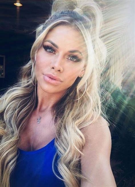 Porn Star Jessa Rhodes Explains How She Works Through Her Time Of The