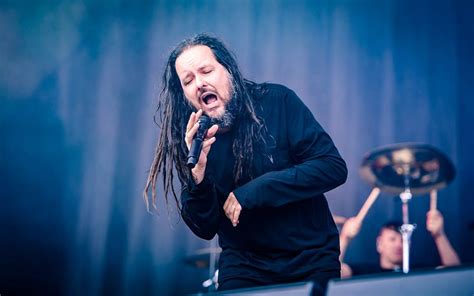 Jonathan Davis O Współczesnym świecie „jest Poza Kontrolą