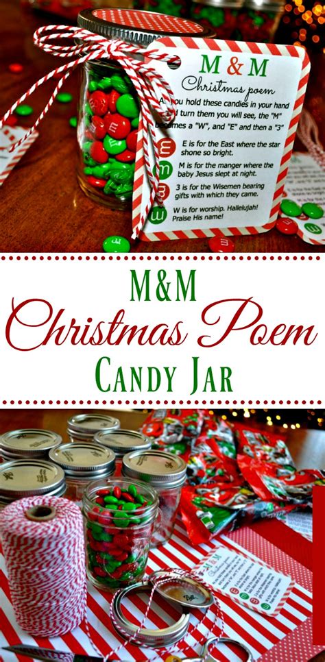 I made these m&m jars as simple gifts for some friends and wanted to share a printable tag for you to use, too as part of the simple holiday gift series! M&M Christmas Poem Candy Jar Tutorial - Simple Sojourns