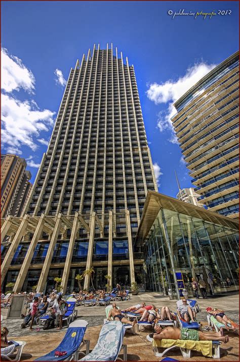 Totalmente renovado en 2019, el hotel benidorm centre está situado en la calle gerona, en pleno corazón de benidorm, a 3 minutos de la playa de levante, junto a la avenida del mediterráneo y a un paso de todos los comercios y zonas de entretenimiento de benidorm. (0215) Gran Hotel Bali en Benidorm | El Gran Hotel Bali de ...