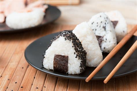 Японские рисовые шарики с курицей рецепт с фото 98 фото