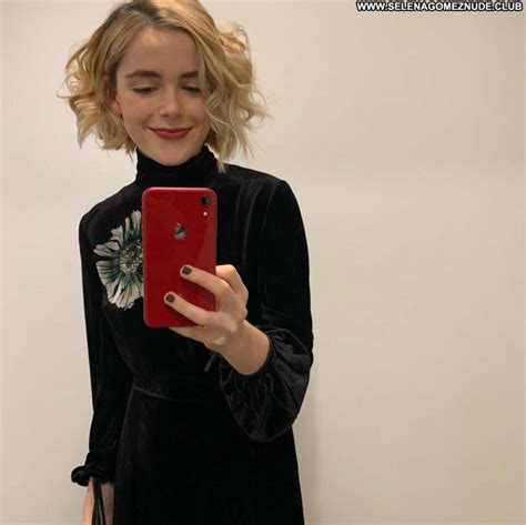 Kiernan Shipka No Source Celebrity Beautiful Posing Hot Sexy Babe