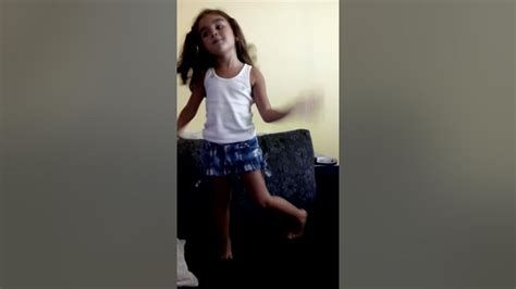Mariana Dançando Anitta Youtube