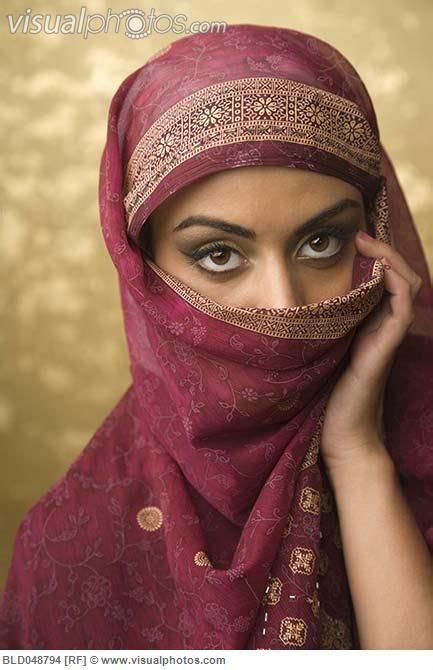 Middle Eastern Women Middle Eastern Woman Wearing Face Covering