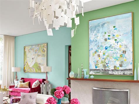 Design star sarah richardson's latest book, at home sarah style, is a compilation of personal projects she has completed over the years, from her modernist toronto home to her family's. Inside Sarah Richardson's Colorful Home | HGTV