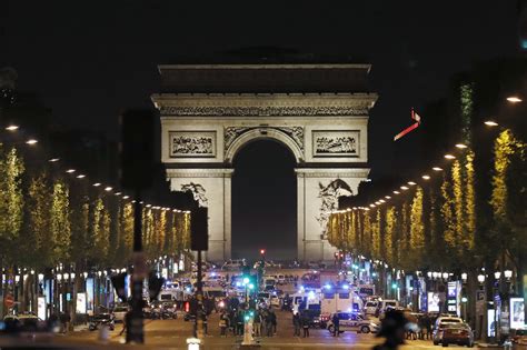 Attentat à Paris les Champs Élysées de nouveau ouverts à la circulation