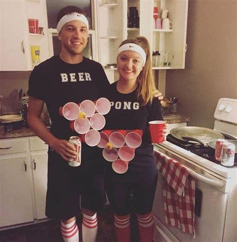 32 Easy Couple Costumes To Copy That Are Perfect For The College