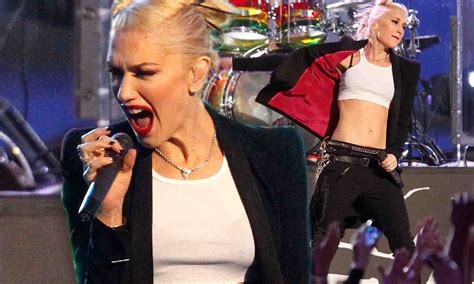 Gwen Stefani Flashes Her Seriously Toned Tummy While Performing On Jimmy Kimmel Daily Mail Online