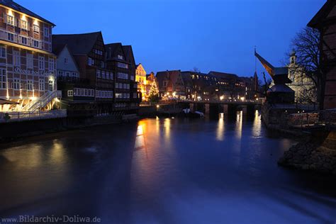 Alle ferienwohnungen in lüneburg stadt. Blaufluss Ilmenau Wasser in Lüneburg-Altstadt Romantik ...