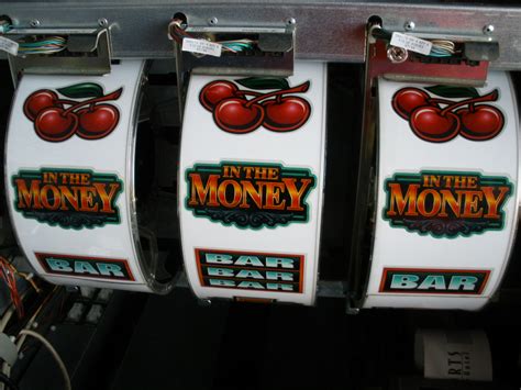 Bally In The Money Three Reel Progressive S9000 Slot Machine With Top