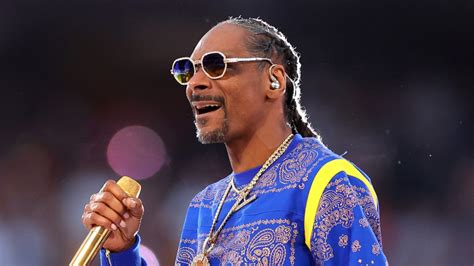 Snoop Dogg Strikes Deal To Release New Albums And Death Row Catalog