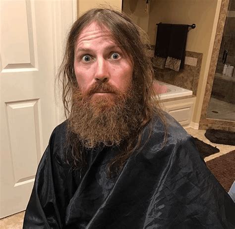 jase robertson shaved his beard video and photos of the bare faced duck dynasty star