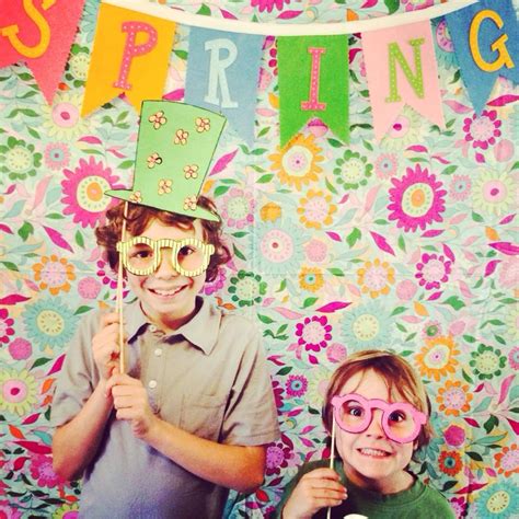 Diy Photo Booth Props Spring Is Here Diy Photo Booth Props Diy