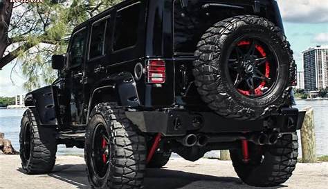 2014 jeep wrangler sport tire size