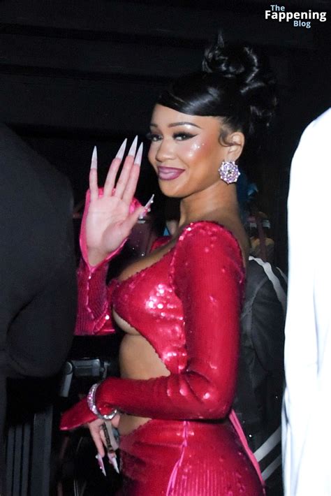 Saweetie Flaunts Her Big Boobs At The La Quan Smith Fashion Show Photos Onlyfans Leaked Nudes