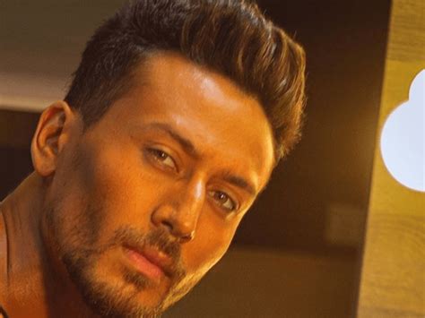 Tiger Shroff Hairstyle Back Side Hairstyle Catalog