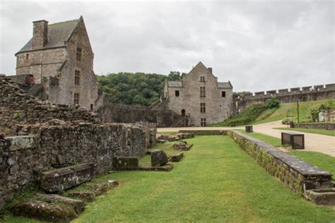 The 11th century fougeres castle dates from the 11th century and is one of europe's largest medieval castles. The Castle of Fougeres | London Traveller