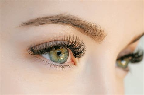 Hybrid Eyelash Extensions What Are They Chic Lash Boutique