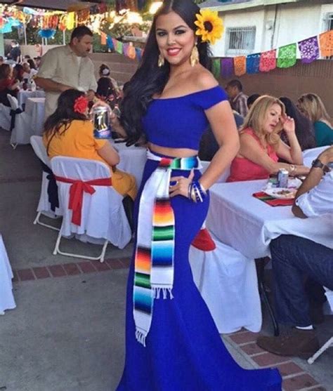 Pin By Analyz On Good Ideas Mexican Theme Party Outfit Mexican Outfit Fiesta Outfit