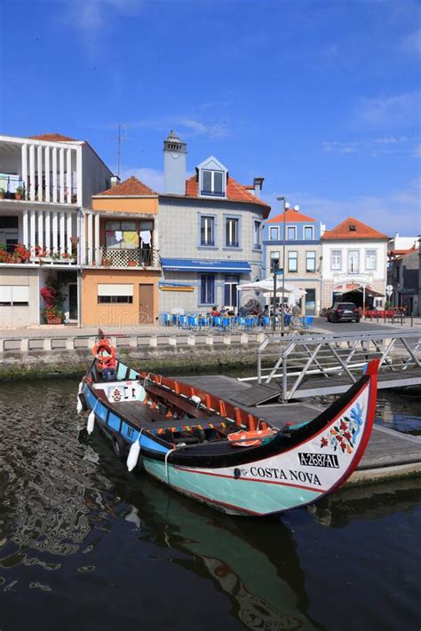 Aveiro Canal Boats Editorial Image Image Of Exterior 189531190