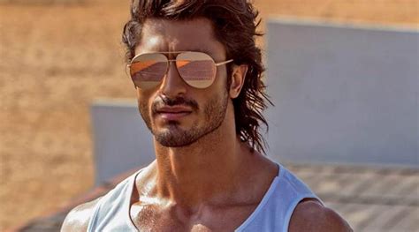 vidyut jammwal s first look for rohan sippy s junglee out see pic bollywood news the indian