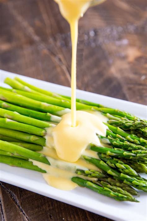 How To Make Hollandaise Sauce Culinary Hill