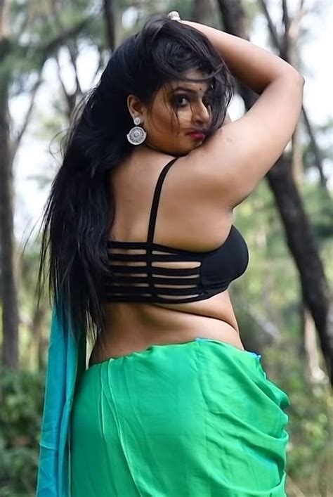 Back To Back Sexy Beauty India Beauty Women Beautiful Women Naturally