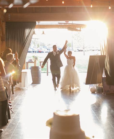 Your bridal party's entrance plays a big role in the vibe for the night. Wedding Entrance Songs for the Newlyweds That'll Wow Any Crowd | Receptions, Dance choreography ...