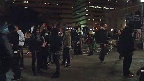 Occupy Oakland Protest Muted After Last Weeks Arrests Cnn