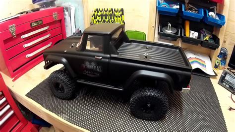 Carisma Coyote Rc Crawler Unboxing And Quick Look Youtube