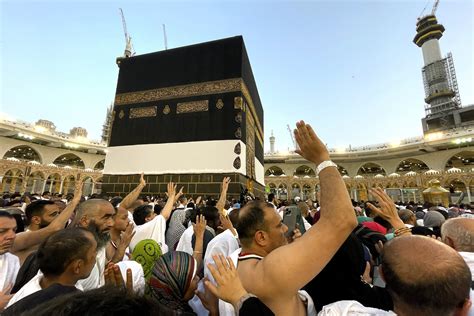 Muslim Pilgrims Circle Kaaba As Largest Hajj In History Begins