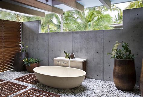 Check Out This Top 10 Astonishing Tropical Bathroom Ideas