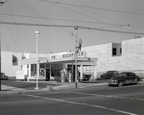 Richfield Station 31st And Taraval 1951 Sf Ca Old Gas Stations