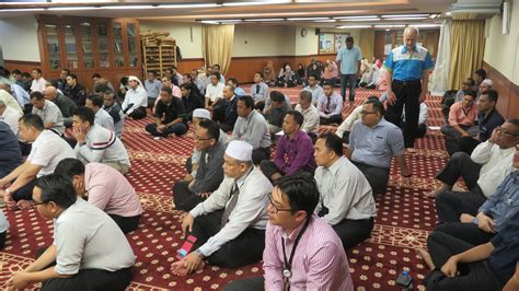 Kuliah Zohor Perdana Bersama Ustaz Harryanto Rizal Rokman Surau Wakaf