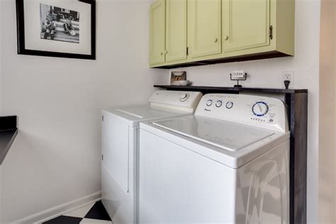 Quick Laundry Room Makeover For Under 300 Building Bluebird
