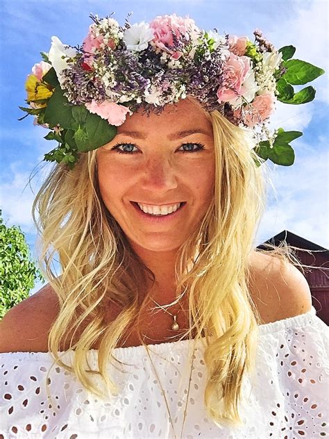 Открыть страницу «midsommar» на facebook. Fira Midsommar i Sverige - Readyfortakeoff Luxury Travel Blog