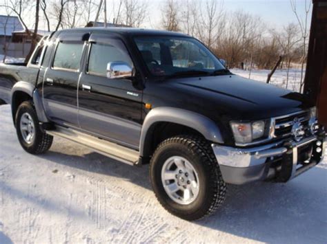 2000 Toyota Hilux Pick Up Specs Mpg Towing Capacity Size Photos