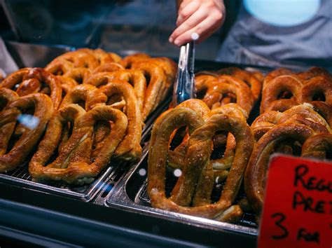 The 12 Best Things To Eat At Reading Terminal Market Visit Philadelphia