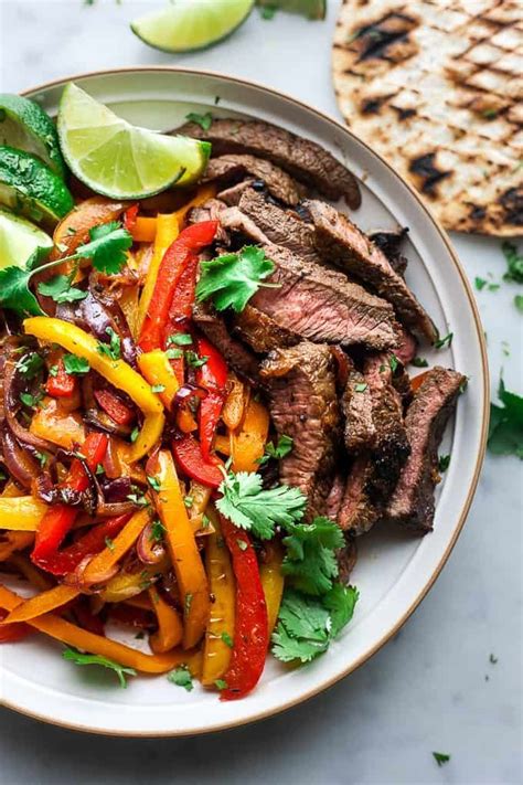 Spicy And Sizzling Easy Beef Fajitas Recipe Beef Fajitas Fajitas