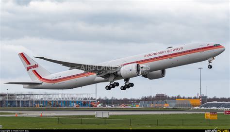 Pk Gik Garuda Indonesia Boeing 777 300er At Amsterdam Schiphol Photo Id 1288462 Airplane