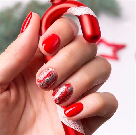 If gel polish is a little sticky after curing, please wipe your nails with a gentle cleanser or rubbing alcohol to get rid of the sticky residue left behind. 45 Festive Christmas Nail Art Ideas - Easy Designs for ...