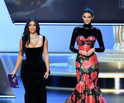 Kendall Jenner Y Kim Kardashian En Los Emmys ¿se Rieron De O Con