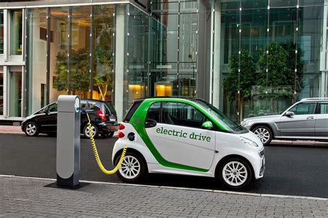 New Electric Cars For Seniors Evs For The Elderly