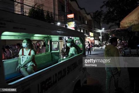 philippines rush hour photos and premium high res pictures getty images