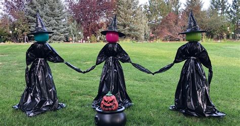 √ How To Make Halloween Yard Witches Anns Blog