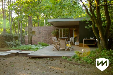 Modern Garden Pavilion In The Woods Van Mierlo Tuinen