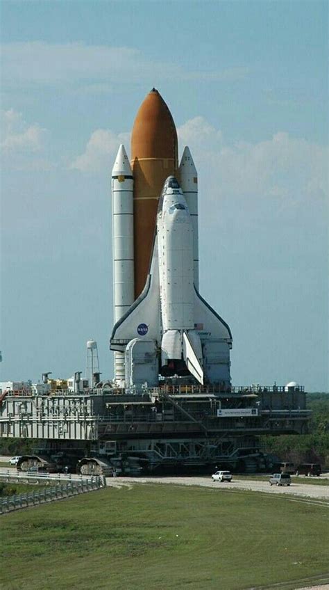 This Picture Nicely Shows The Enormity Of The Shuttle And Crawler