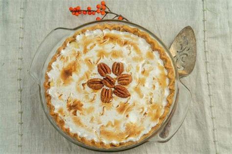 Recipe Toasted Rice Pudding Pie With Greenway Espresso Meringue
