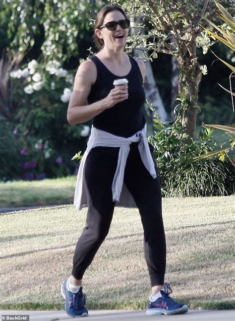 Jennifer Garner Is All Smiles As She Shows Off Her Fit Physique In