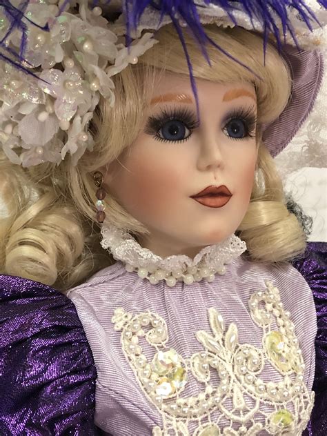 Violet In The Snow Porcelain Doll Maryse Nicole For The Franklin Mint Franklin Mint Peach